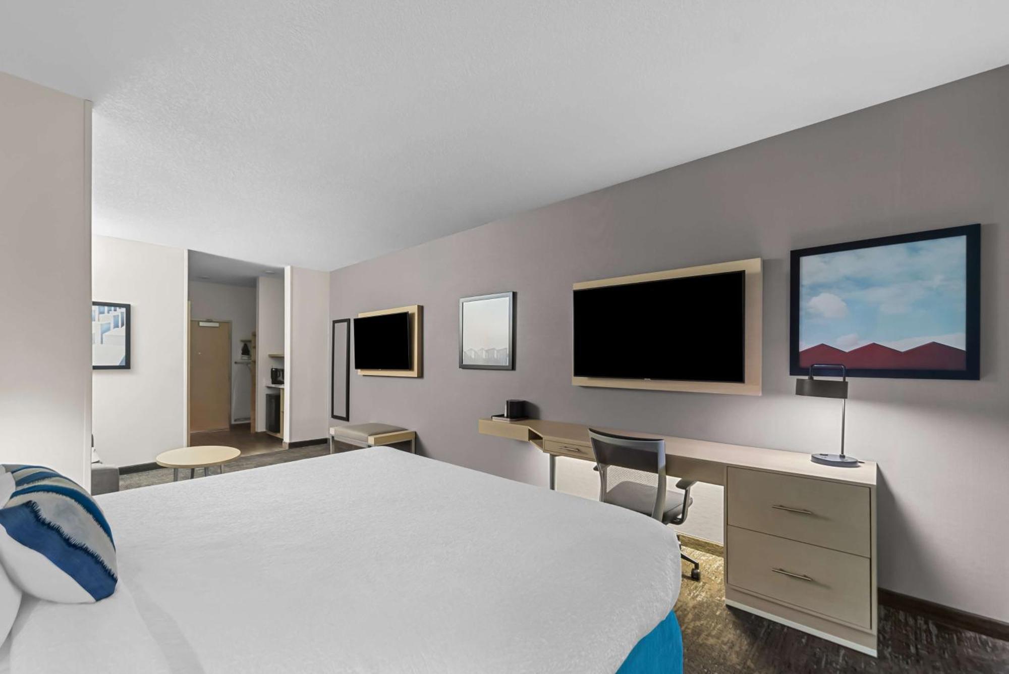 Best Western Plus Ogallala Inn Bagian luar foto