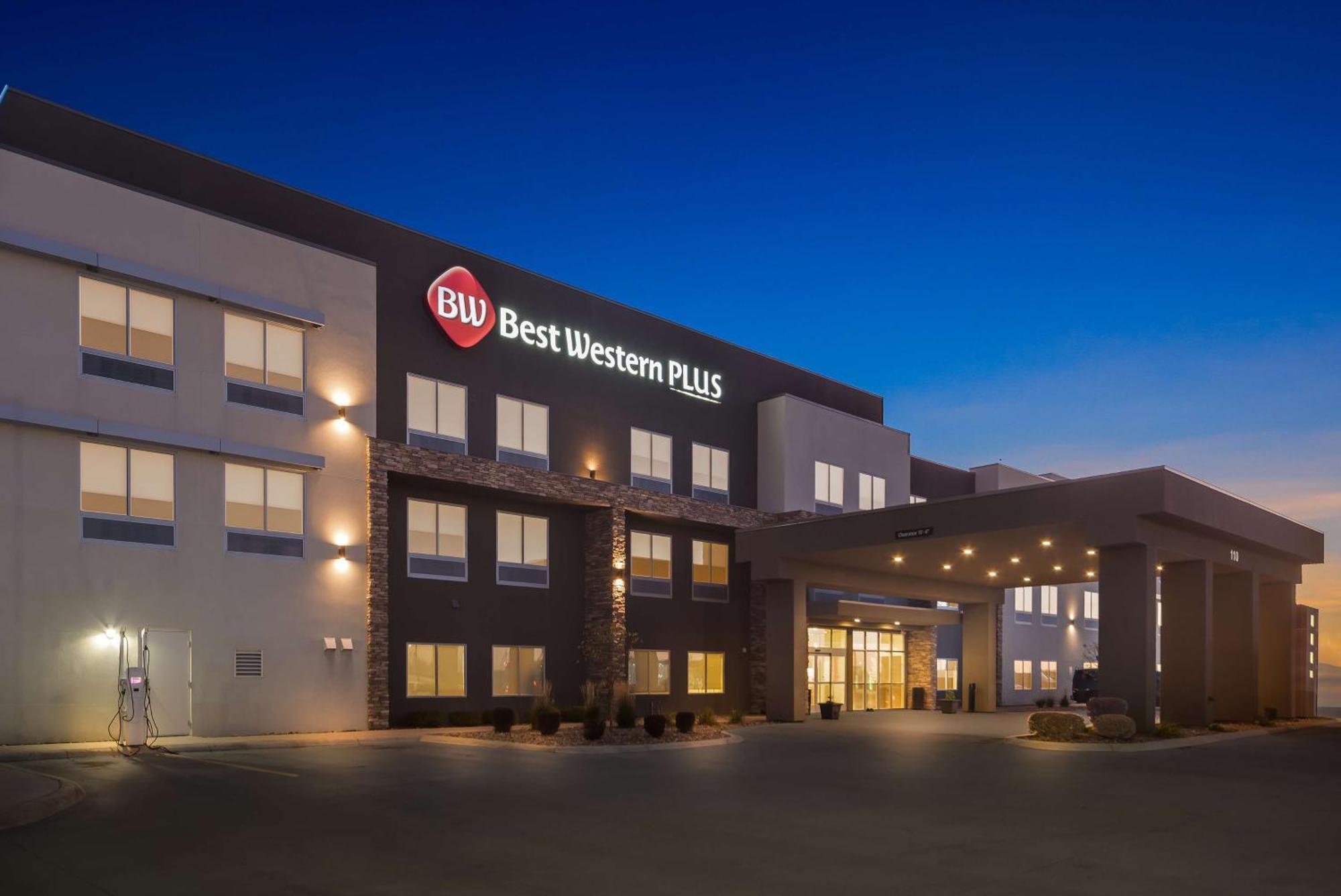Best Western Plus Ogallala Inn Bagian luar foto